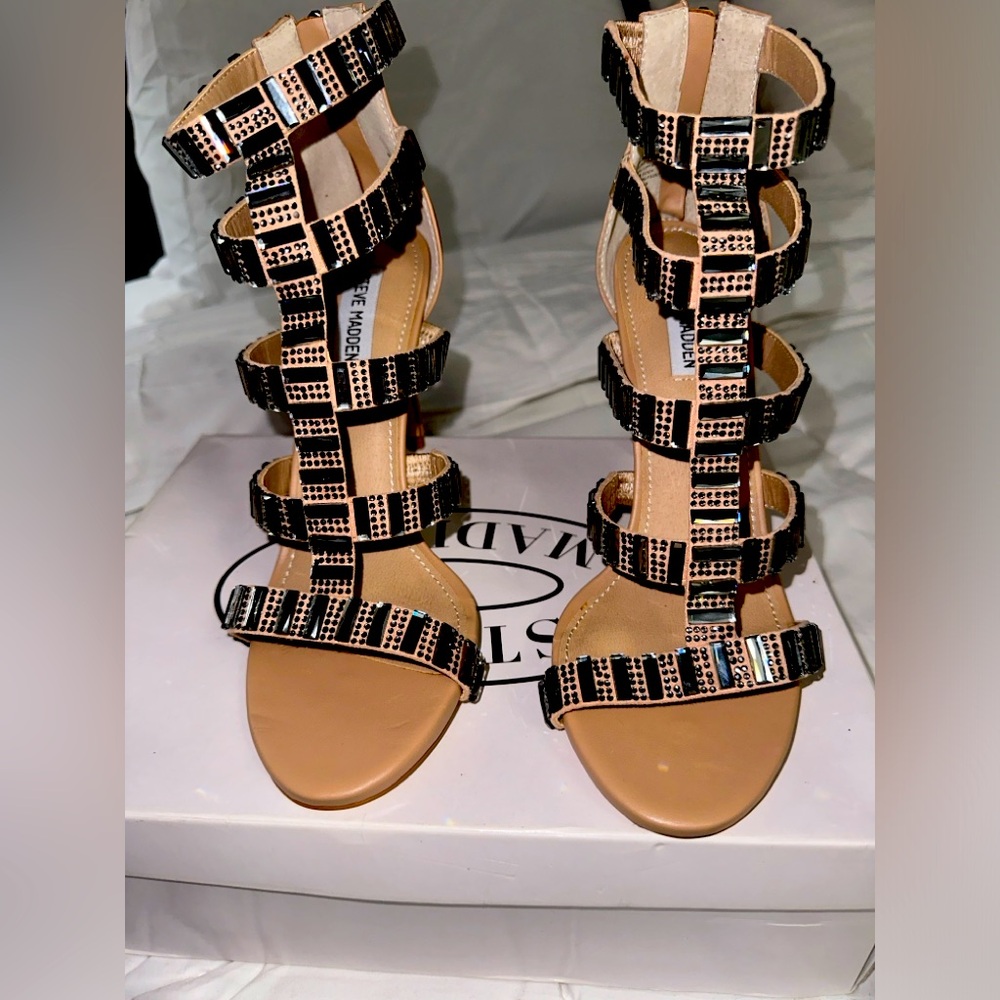 NEW Steve Madden Crystal Sandals Sz 10 Tan
